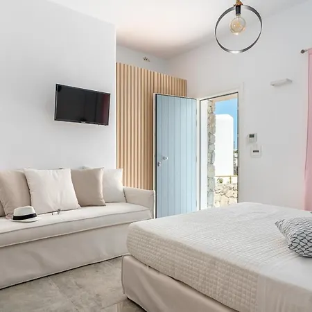 Le Ciel & Mykonos Town