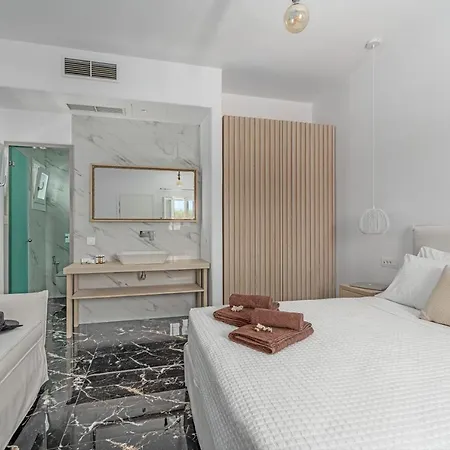 Aparthotel Le Ciel & Mykonos Town