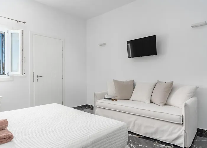 Le Ciel & Mykonos Town